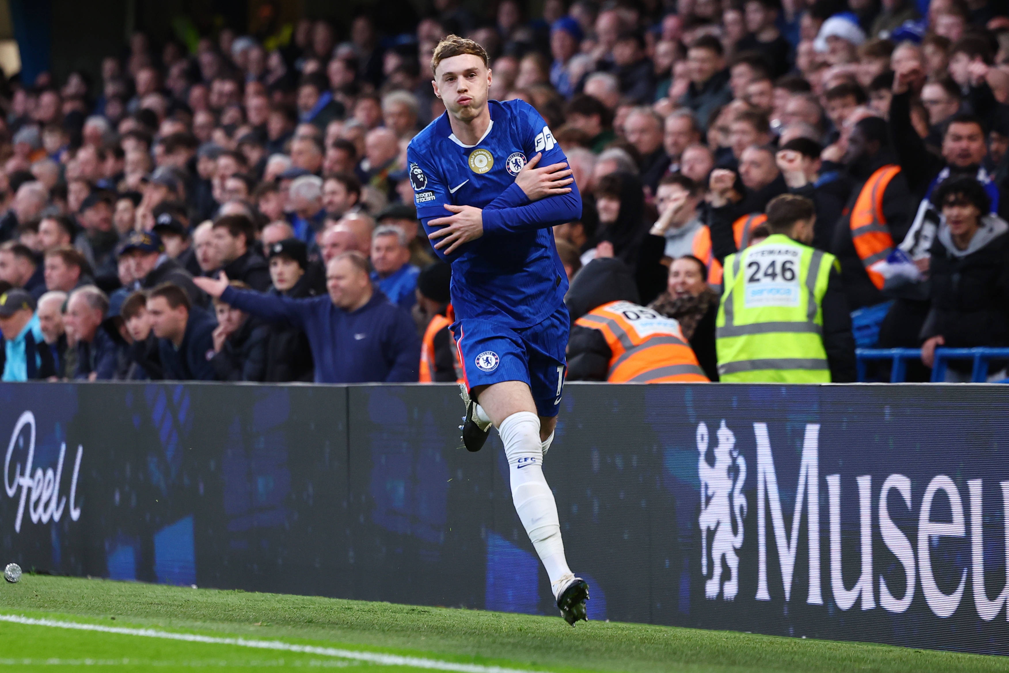 企鹅体育-利好！记者：帕尔默今日参加切尔西队内训练，有望出战那不勒斯